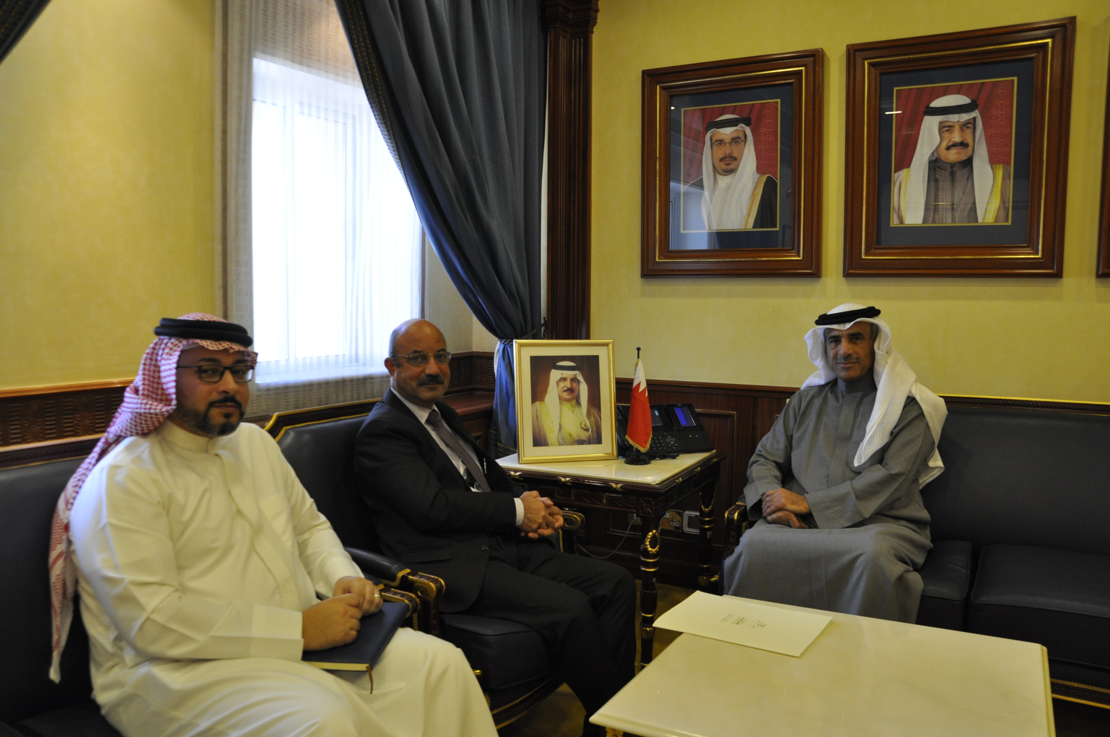 وزير الإسكان يستقبل النائب فلاح هاشم