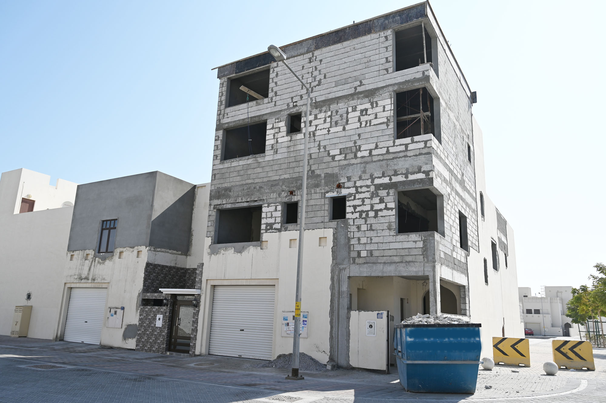 "الإسكان" الالتزام بقوانين البناء يساهم في الحفاظ على الواجهات المعمارية والحضارية للمدن والمشاريع الإسكانية