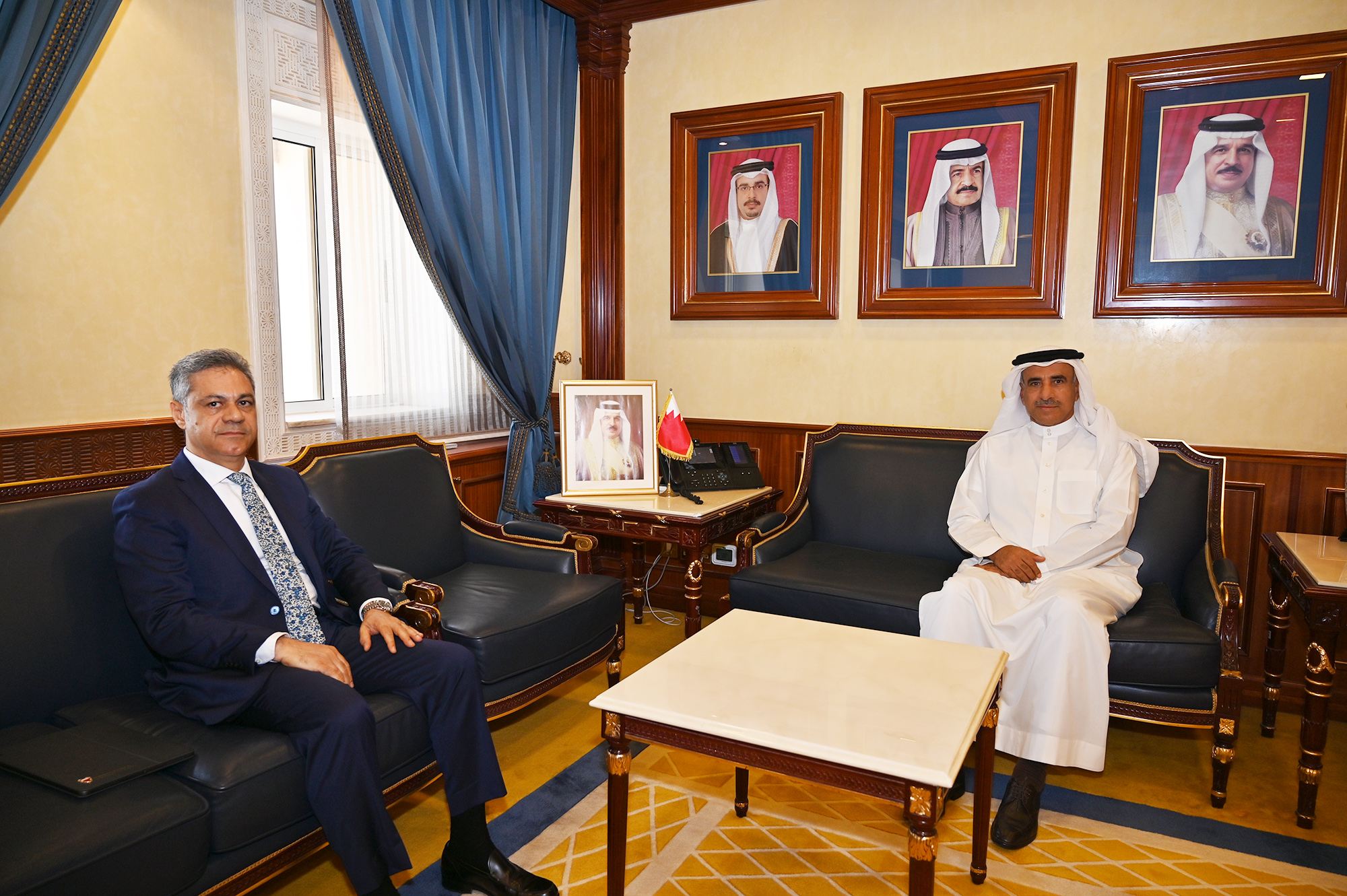 وزير الإسكان يستقبل الدكتور محمد علي حسن عضو مجلس الشورى