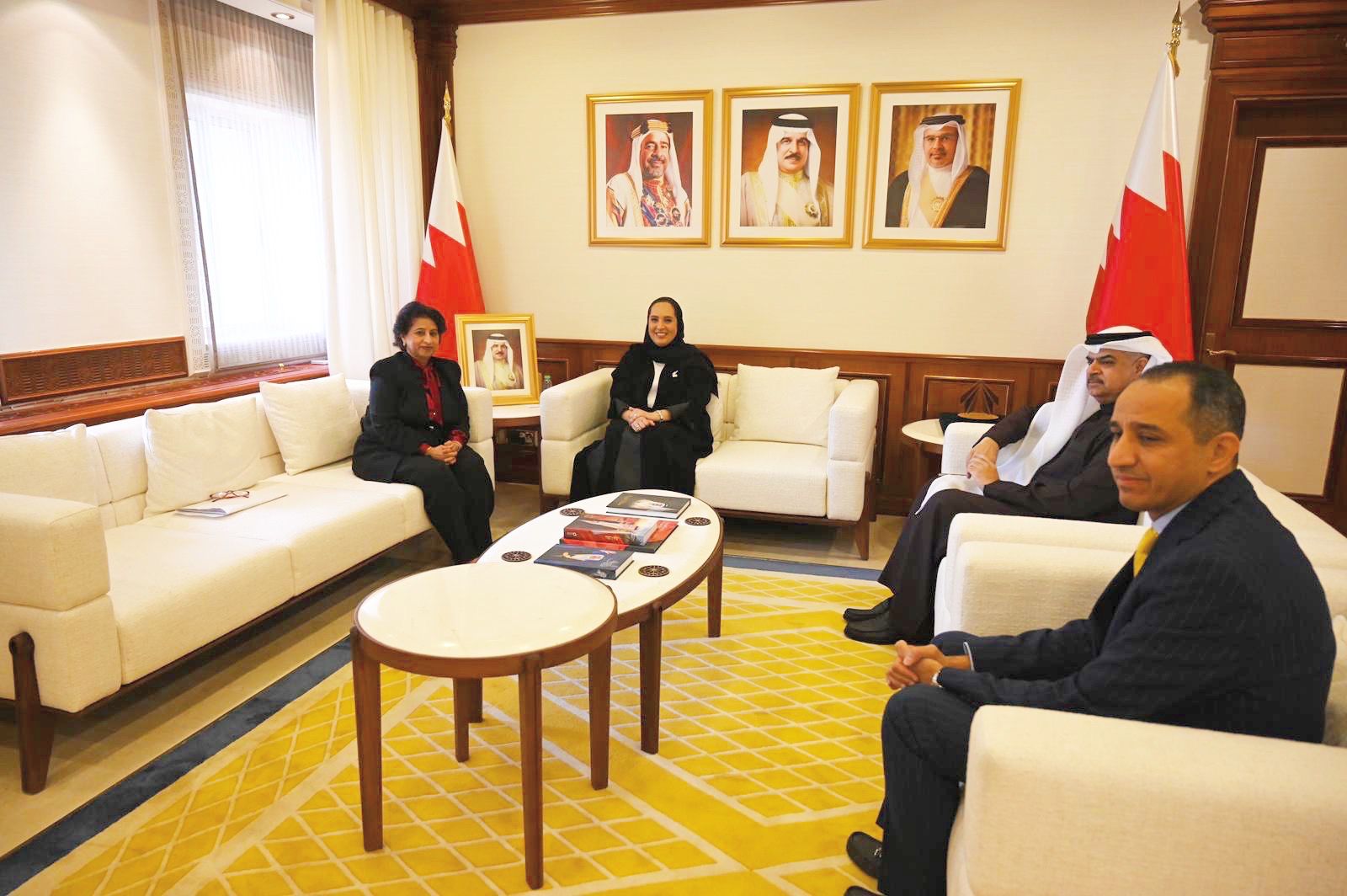 وزيرة الإسكان والتخطيط العمراني تستقبل النائب إيمان شويطر 