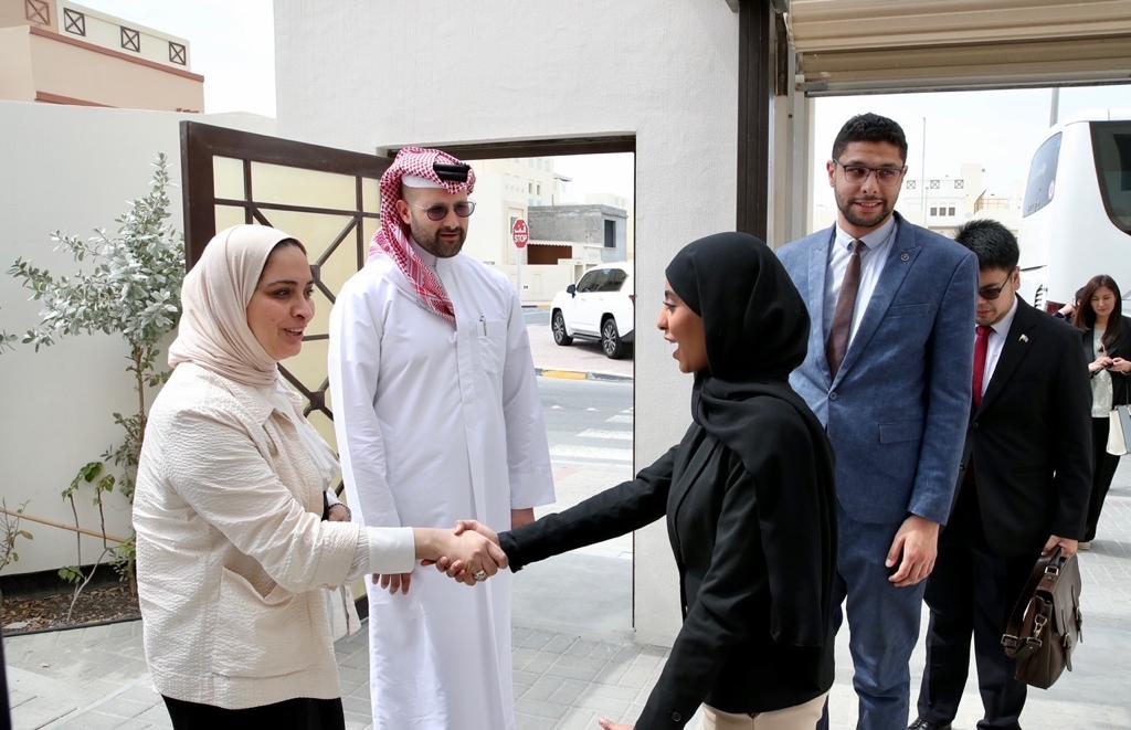 وزارة الإسكان والتخطيط العمراني تستضيف وفد برنامج "ضيافة" الذي تنظمه أكاديمية محمد بن مبارك