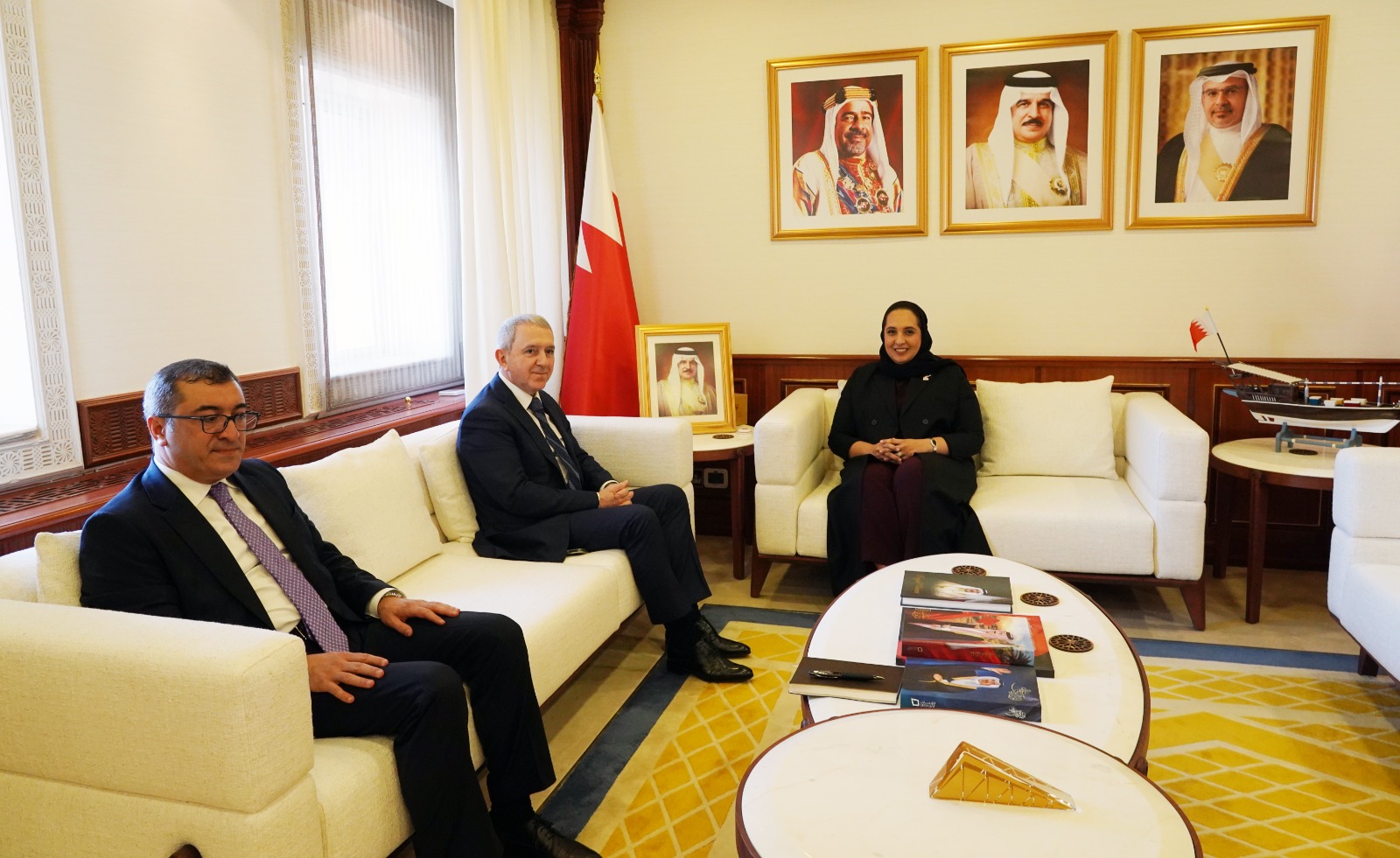 The Minister of Housing and Urban Planning receives the Ambassador of Azerbaijan