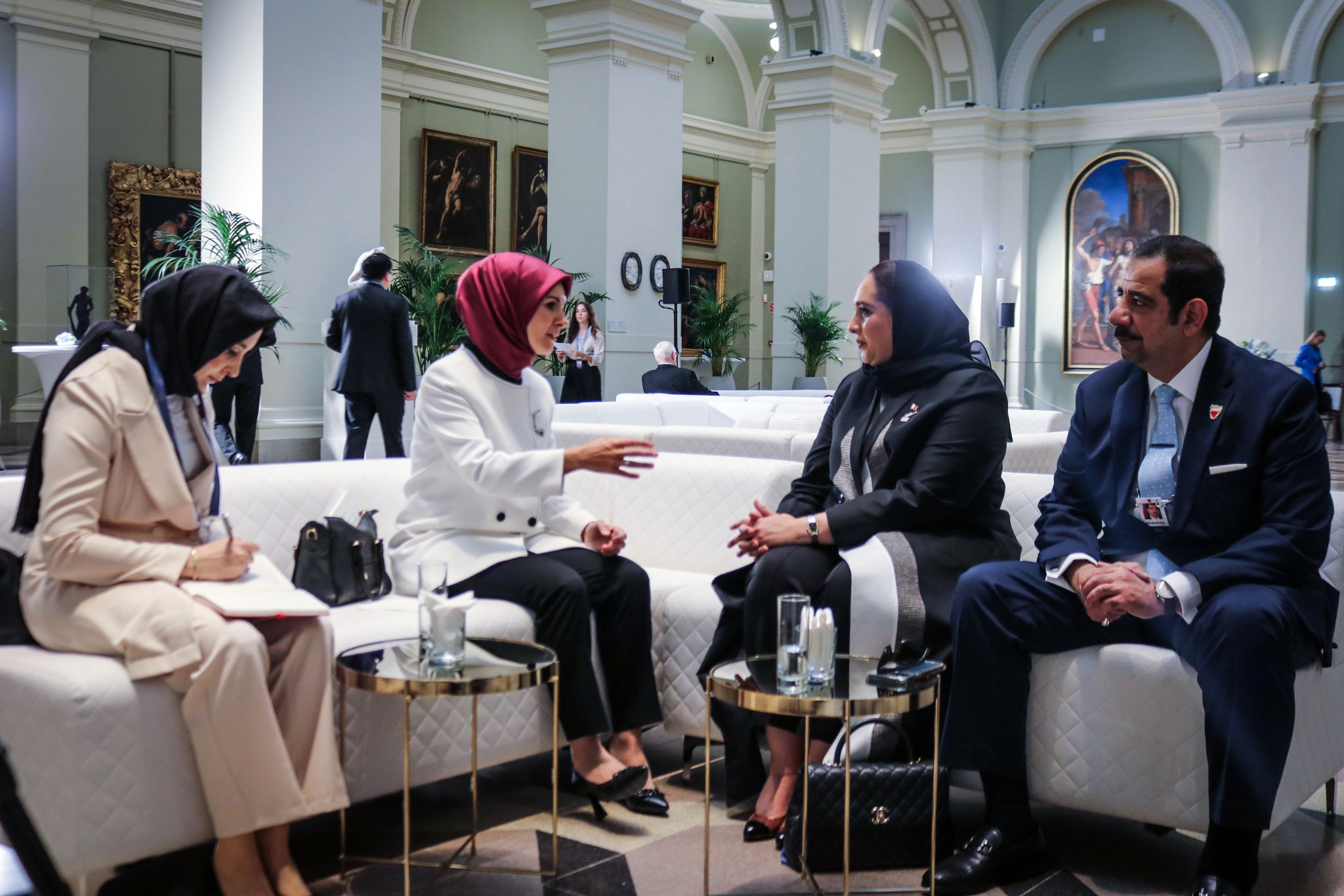 على هامش المشاركة في قمة بودابست الديموغرافية الخامسة 