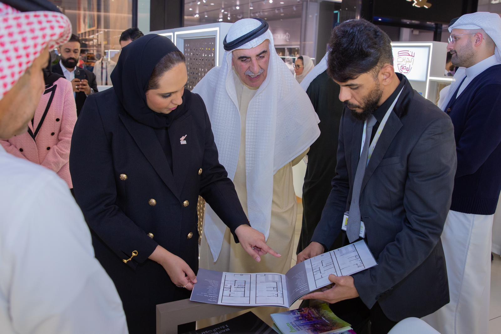 ثمنت جهود الشركات والبنوك في توفير خيارات سكنية متنوعة بمعرض التمويلات الإسكانية وزيرة الإسكان والتخطيط العمراني: إقبال لافت للاستفادة من العروض السكنية والتمويلية عبر منصة "بيتي" العقارية