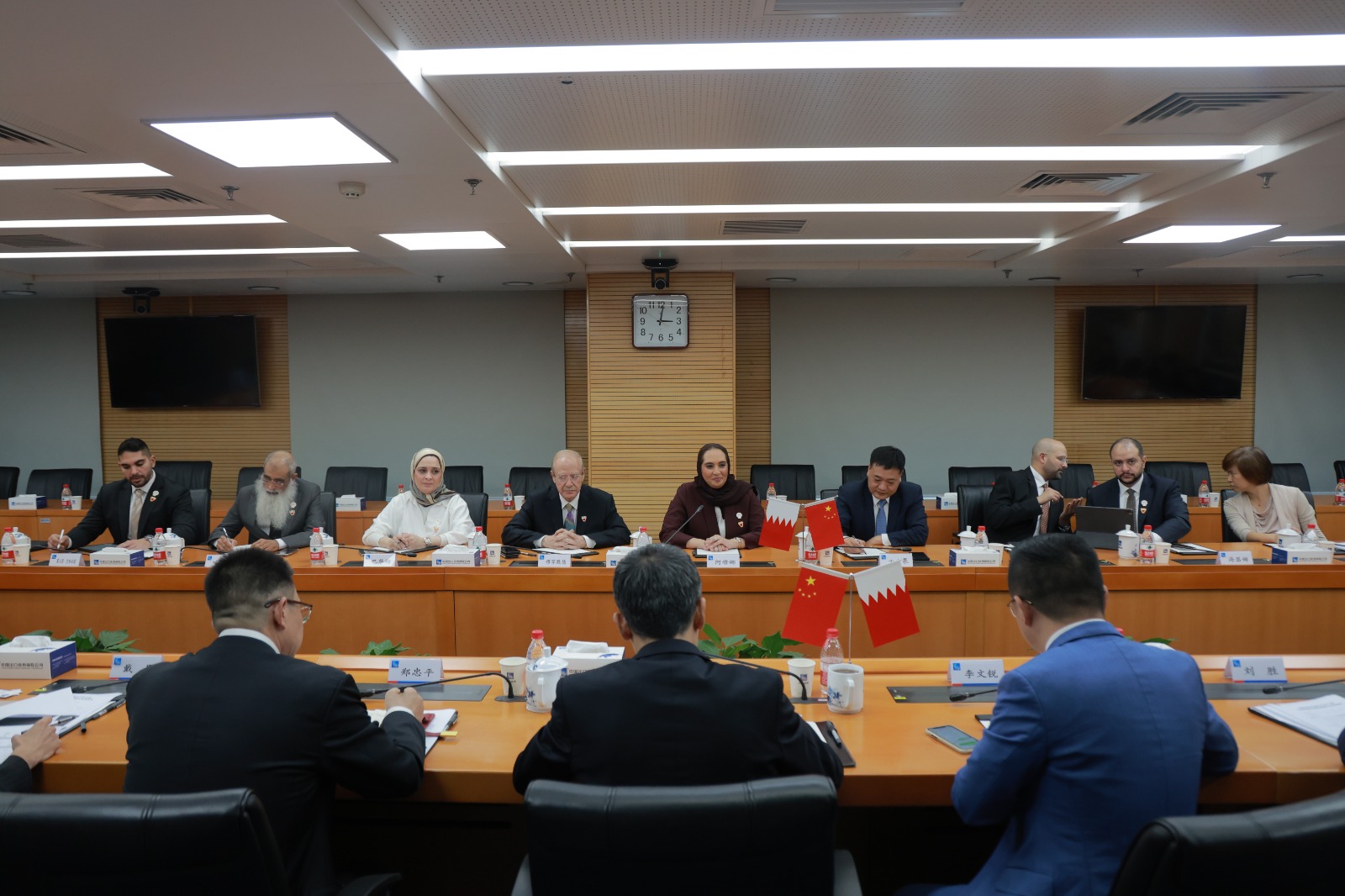 وزيرة الإسكان تبحث مع الرئيس التنفيذي لشركة سينوشور الصينية سبل التعاون وتطوير العلاقات 