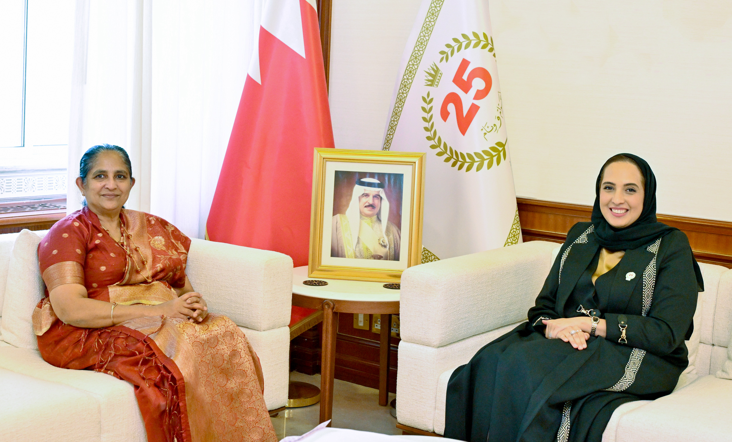 وزيرة الإسكان والتخطيط العمراني تستقبل سفيرة جمهورية سريلانكا الديمقراطية الاشتراكية