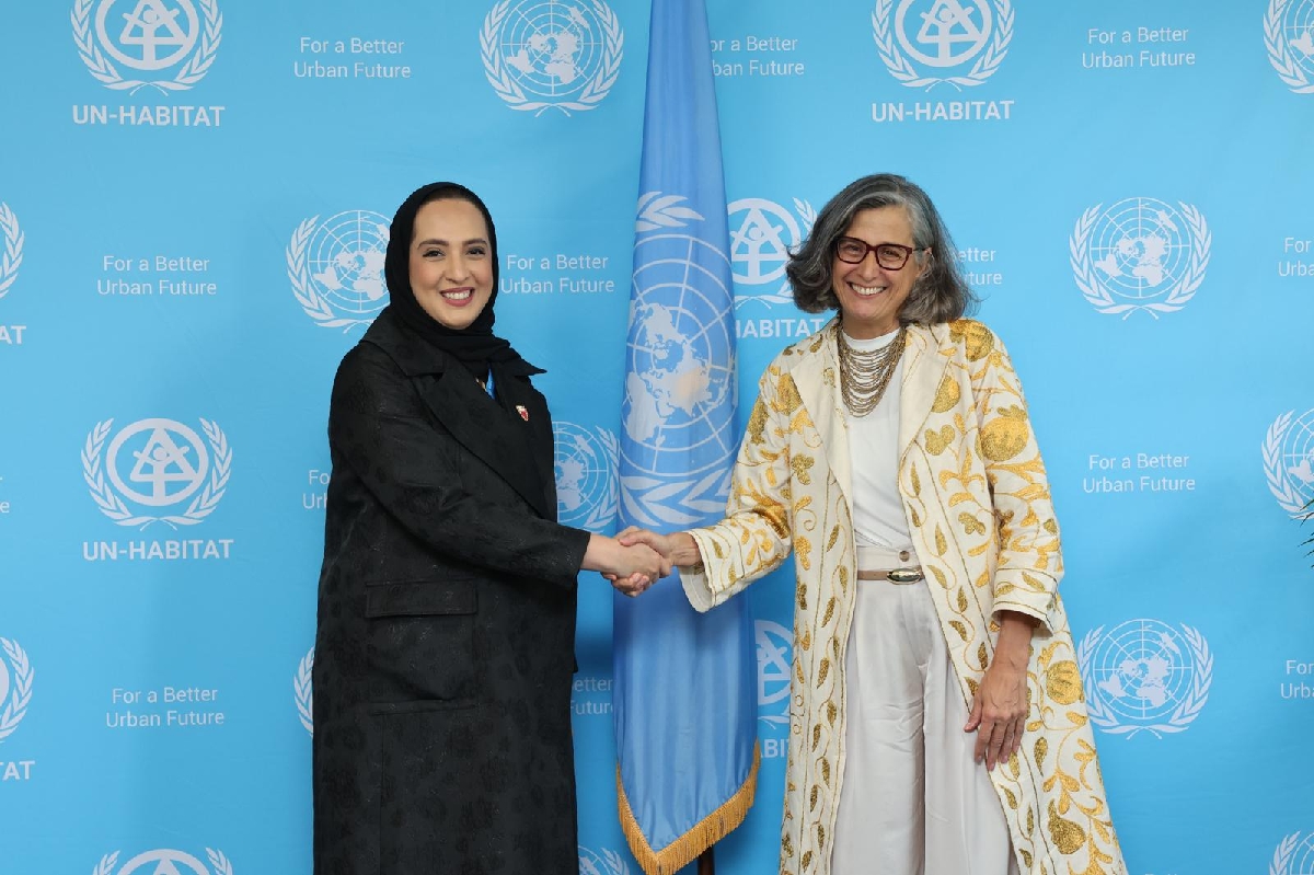 على هامش اجتماع الجمعية العامة لموئل الأمم المتحدة في نيروبي.. وزيرة الإسكان والتخطيط العمراني تلتقي المدير التنفيذي لبرنامج الأمم المتحدة للمستوطنات البشرية وعدد من كبار المسؤولين