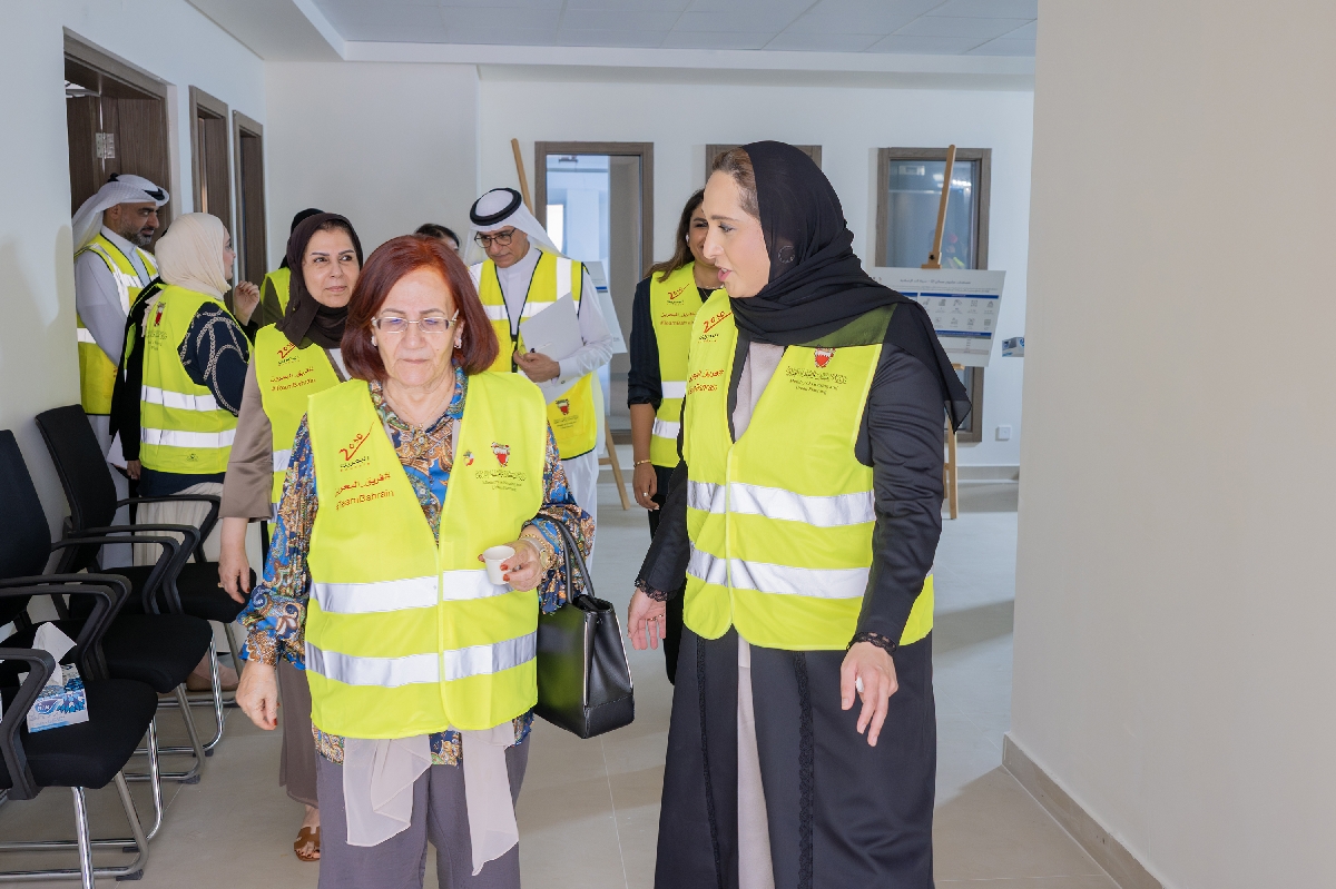 73 % نسبة الإنجاز واكتمال البنية التحتية وزيرة الإسكان والتخطيط العمراني والأمين العام للمجلس الأعلى للمرأة تتفقدان مشروع "مساكن 2" بمدينة الحد الإسكانية