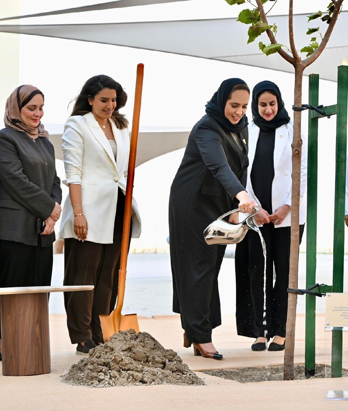 وزارة الإسكان والتخطيط العمراني تشارك في فعاليات "أسبوع الشجرة"