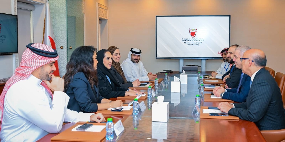 وزيرة الإسكان تجتمع بالرئيس التنفيذي لبنك الإسكان الأردني