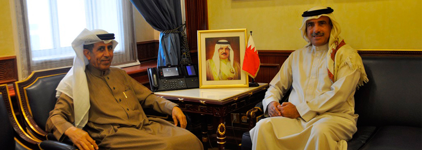 وزير الإسكان يستقبل الشوري خميس الرميحي