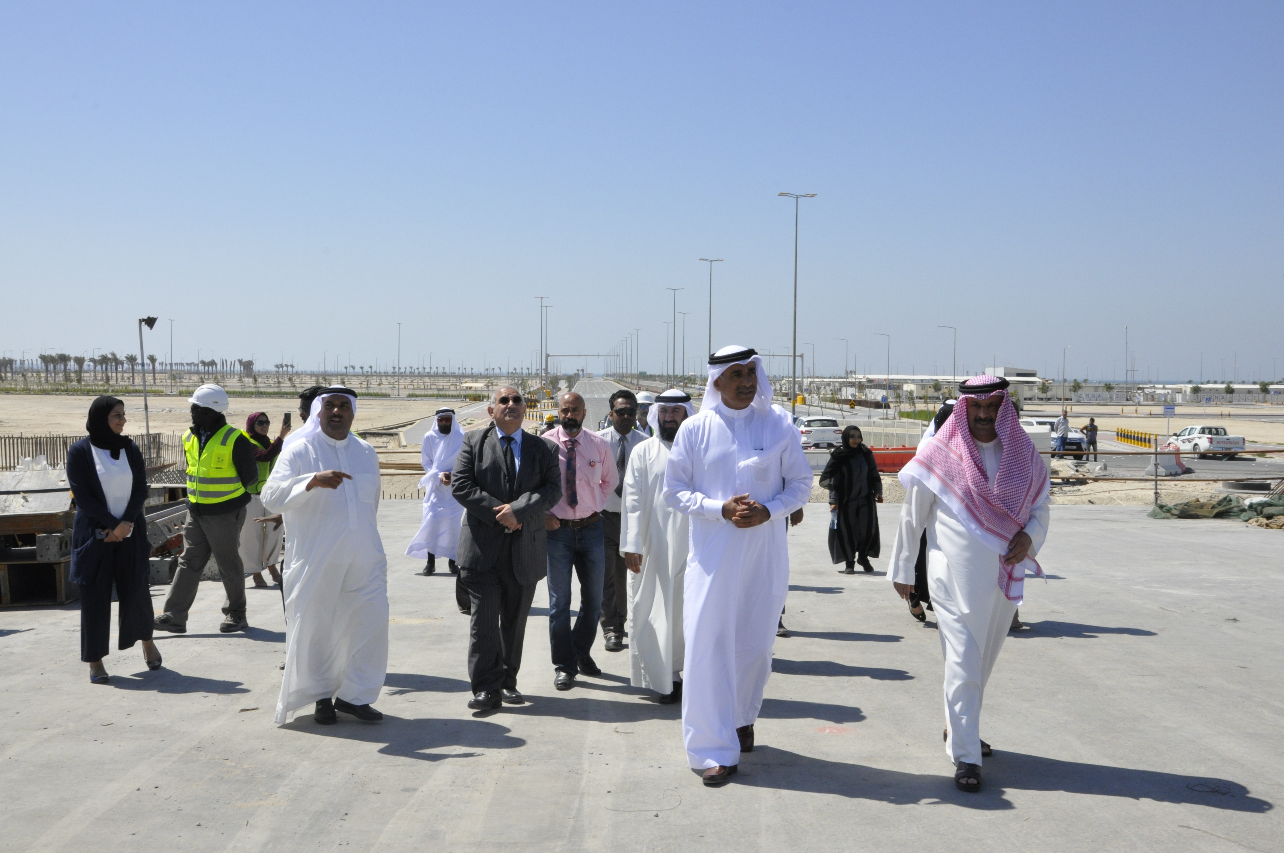 ? زيارة تفقدية للمهندس باسم الحمر وزير الإسكان لمدينة سلمان