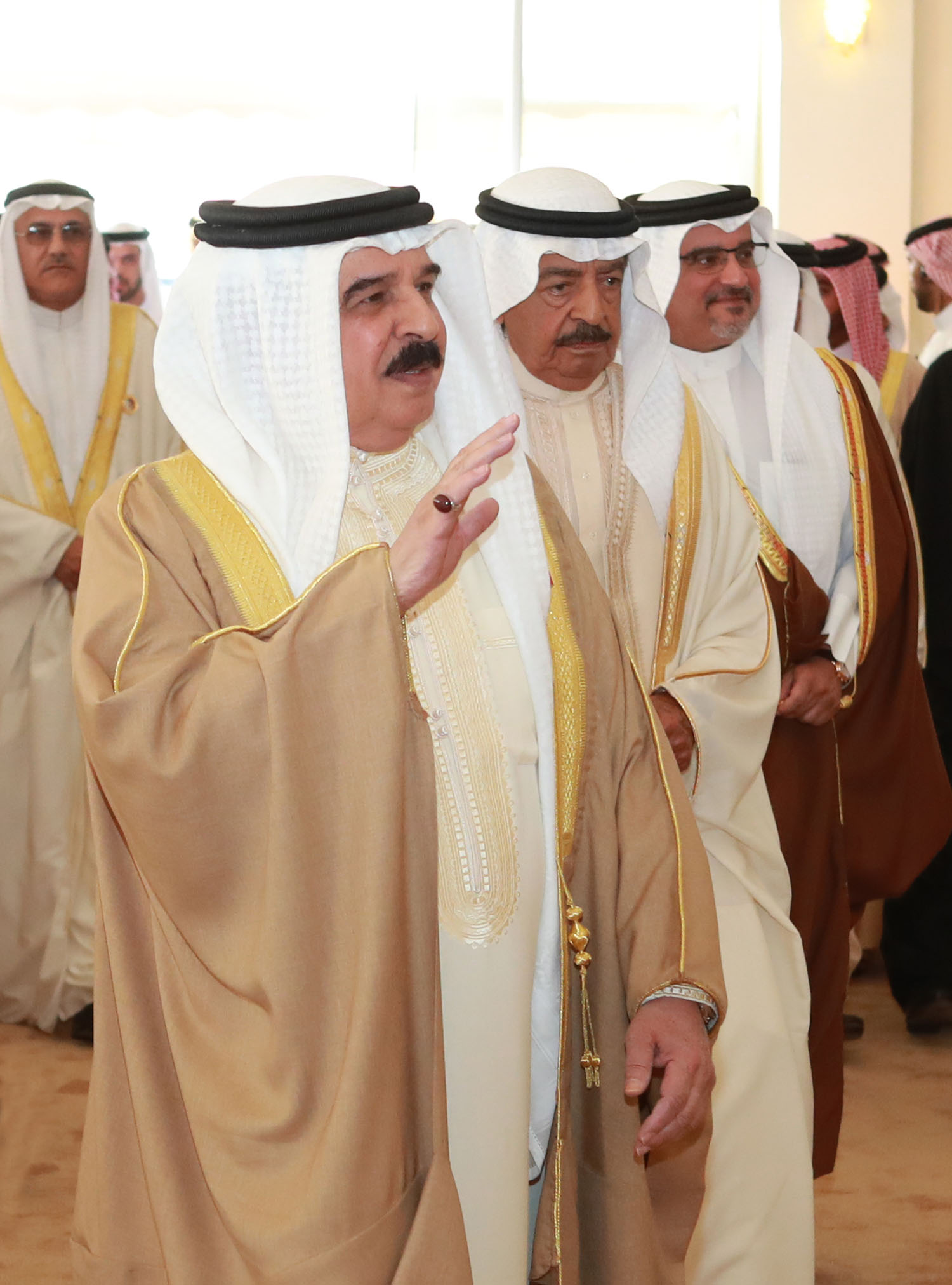 ? جلالة الملك حمد بن عيسى آل خليفة يرعى افتتاح مدينة سلمان