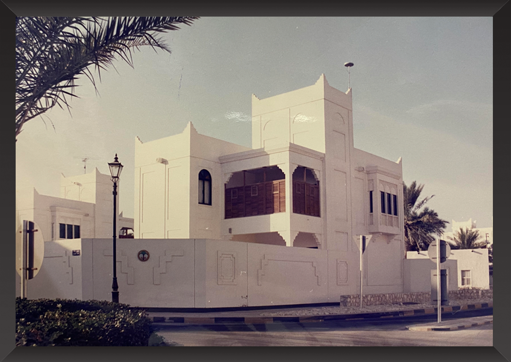 إحدى نماذج الوحدات السكنية التي اعتمدتها وزارة الإسكان في تنفي المشاريع الاسكانية في حقبة التسعينيات? ذاكرة إسكانية