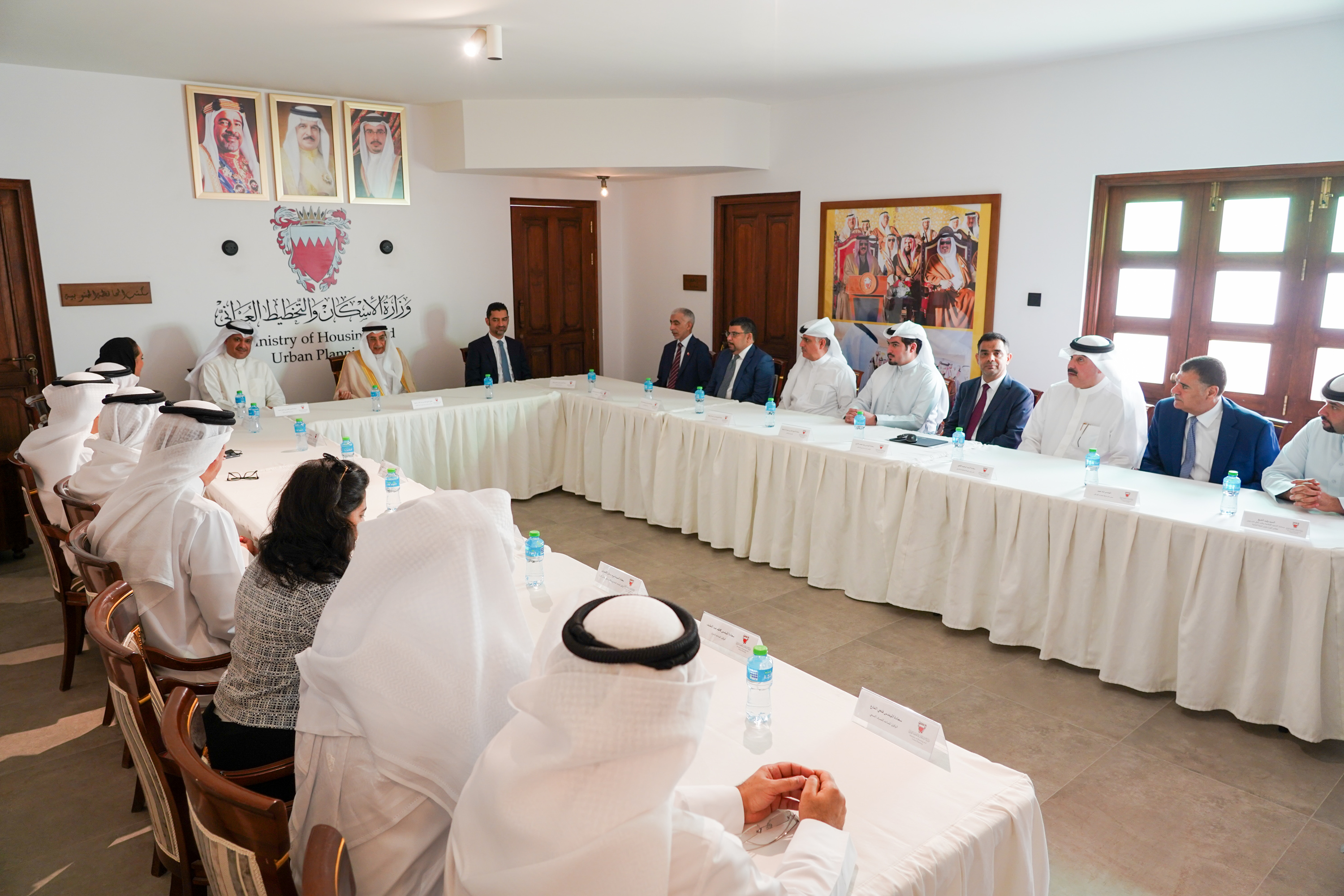 ? زيارة معالي الشيخ خالد بن عبدالله مدينة خليفة