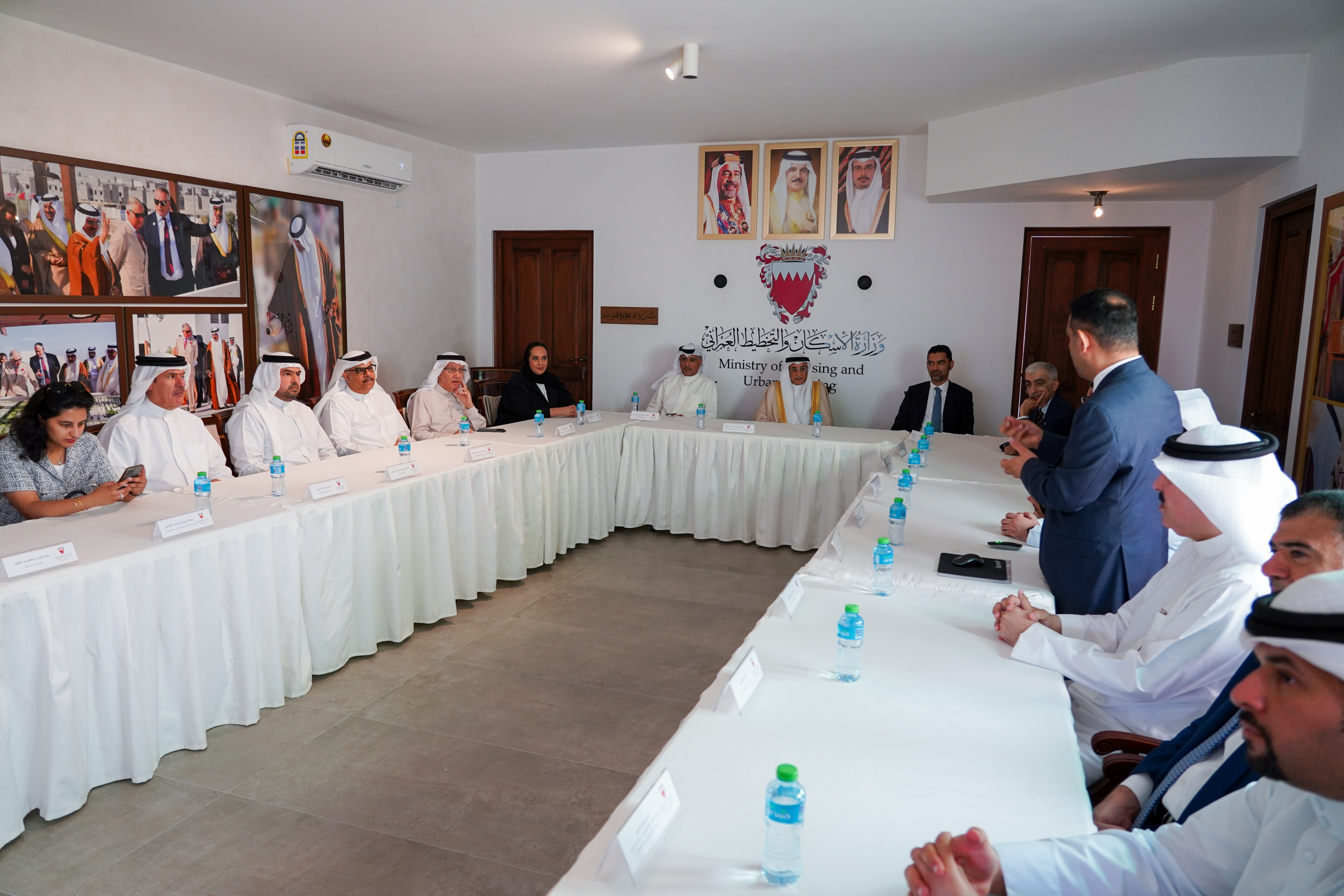 ? زيارة معالي الشيخ خالد بن عبدالله مدينة خليفة