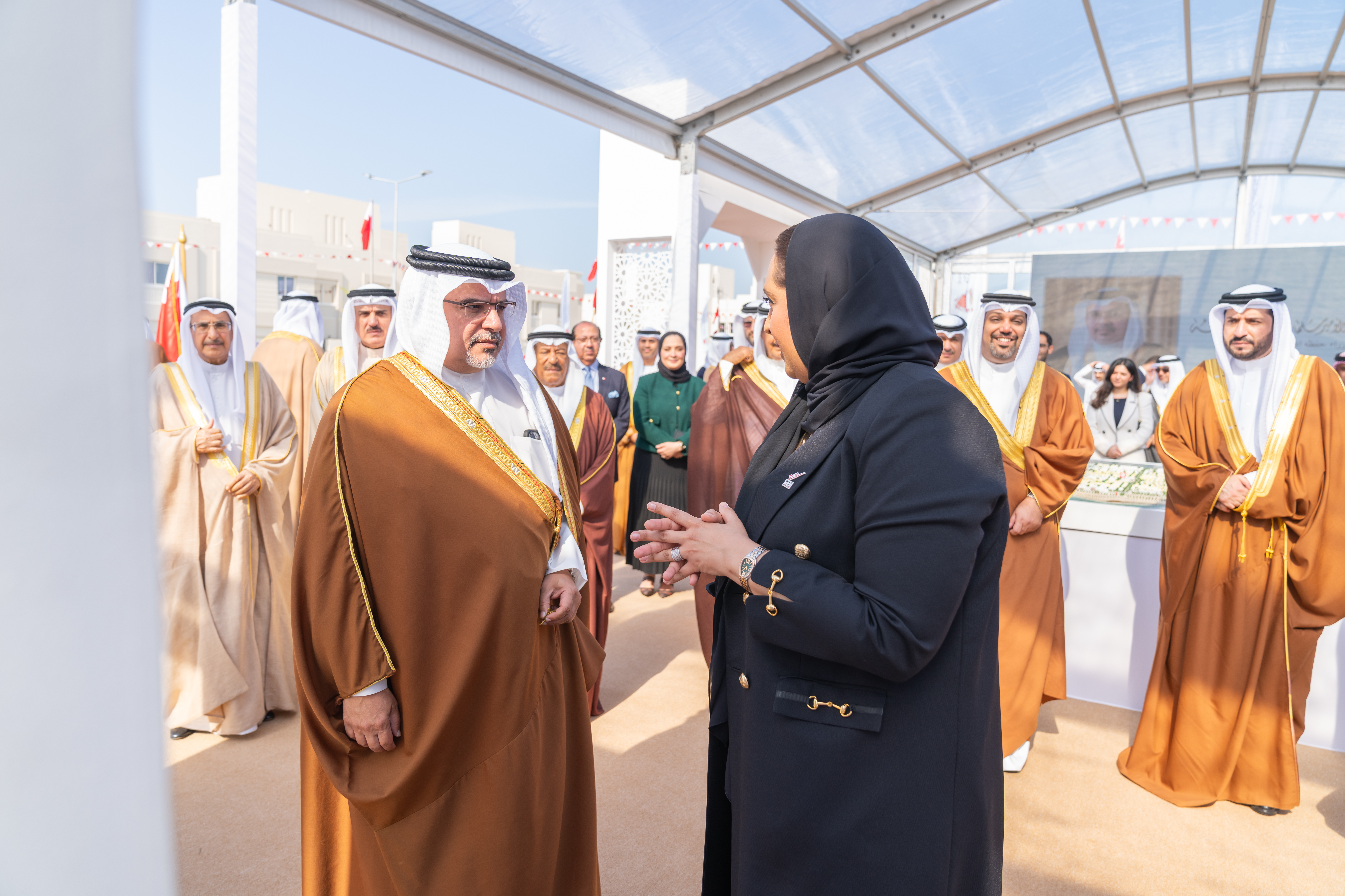 ? سمو ولي العهد رئيس مجلس الوزراء يرعى حفل افتتاح مشروع مدينة شرق سترة الإسكاني