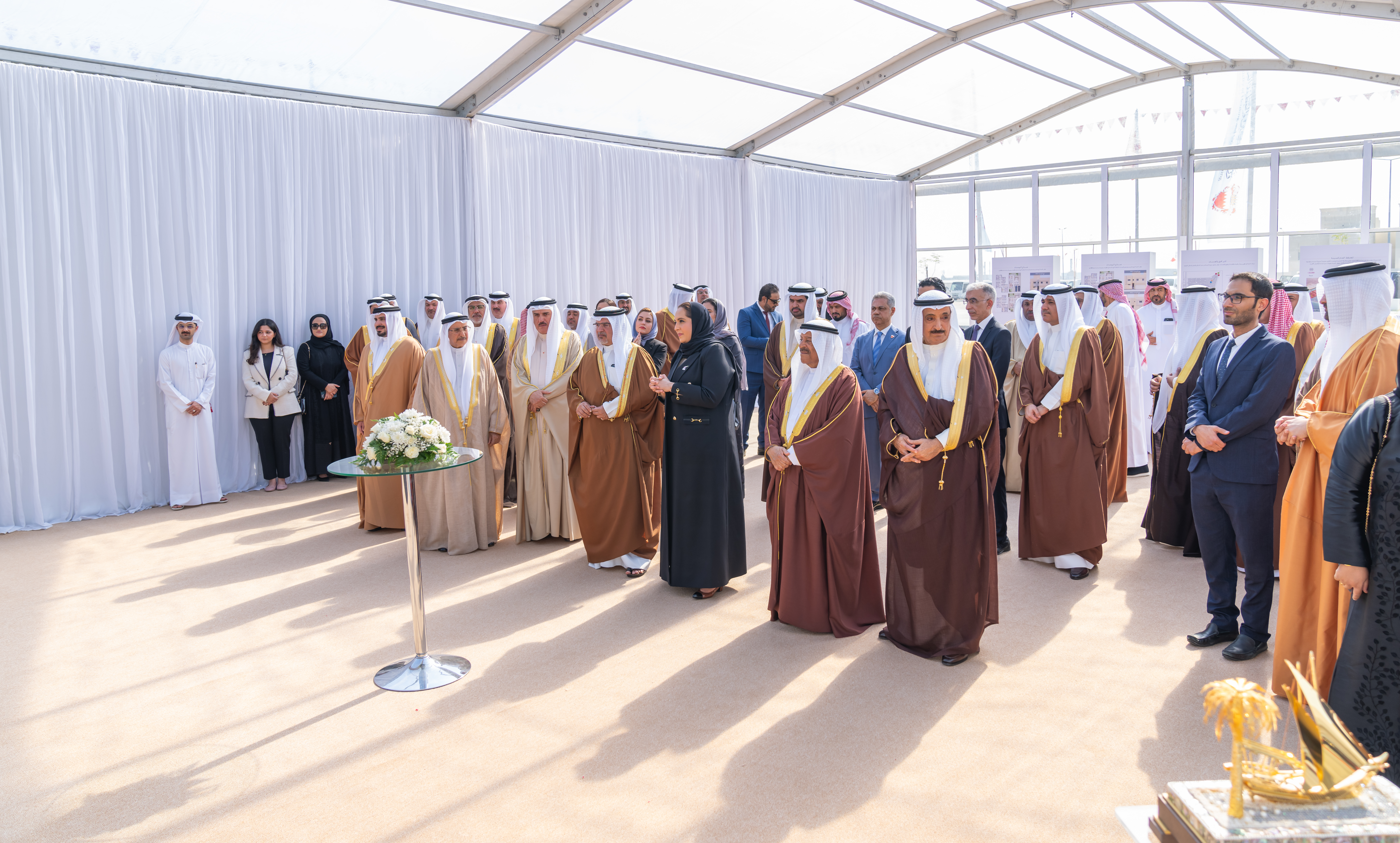 ? سمو ولي العهد رئيس مجلس الوزراء يرعى حفل افتتاح مشروع مدينة شرق سترة الإسكاني