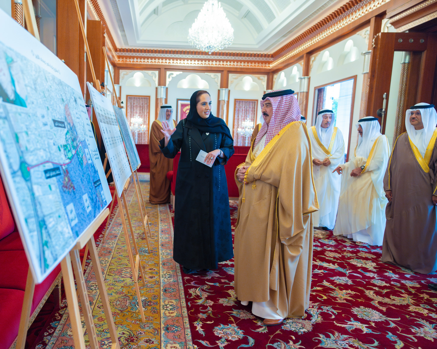 ? جلالة الملك المعظم يستقبل وزيرة الإسكان والتخطيط العمراني 