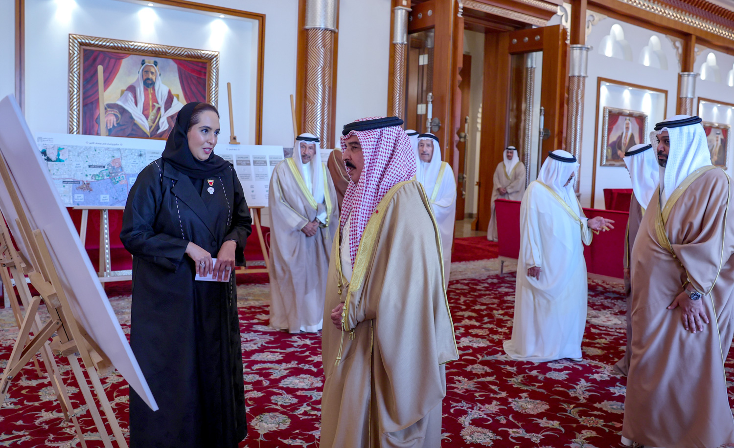 ? جلالة الملك المعظم يستقبل وزيرة الإسكان والتخطيط العمراني 