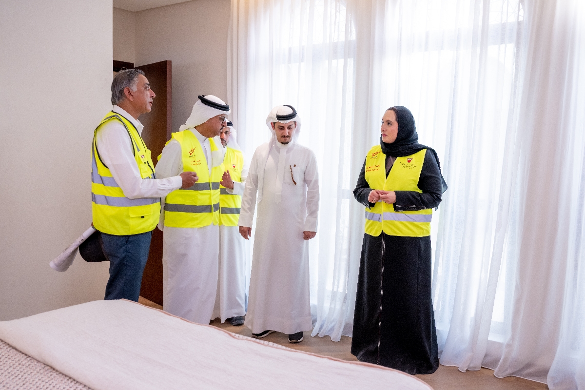 ? زيارة وزيرة الإسكان والتخطيط العمراني لمشروع تطوير مدينة المحرق