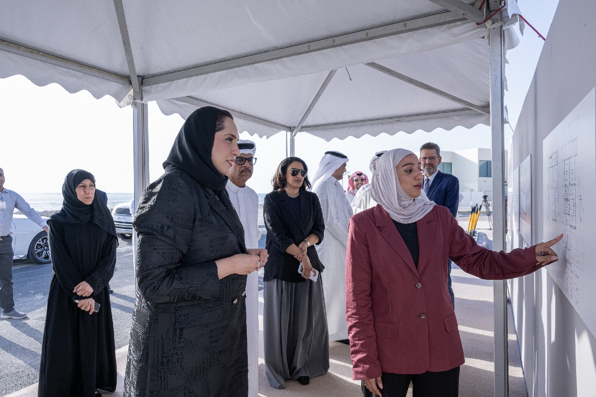 ? ضمن خطة تنفيذ 137 وحدة سكنية في إطار برنامج حقوق تطوير الأراضي الحكومية وزيرة الإسكان والتخطيط العمراني تشهد بدء أعمال إنشاء 44 وحدة سكنية بمدينة سلمان
